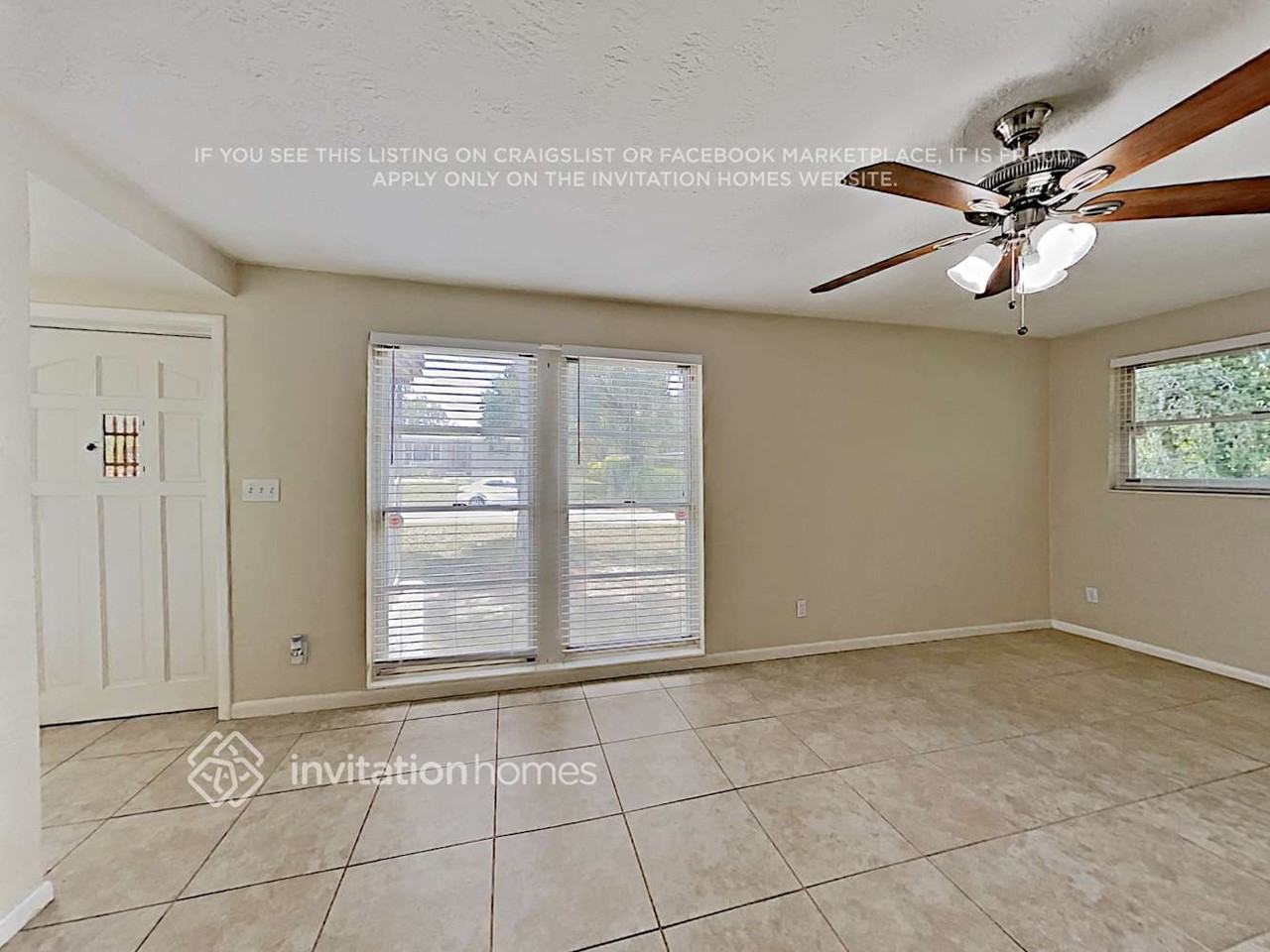 207 Redwood Ave - Photo 5 of 14