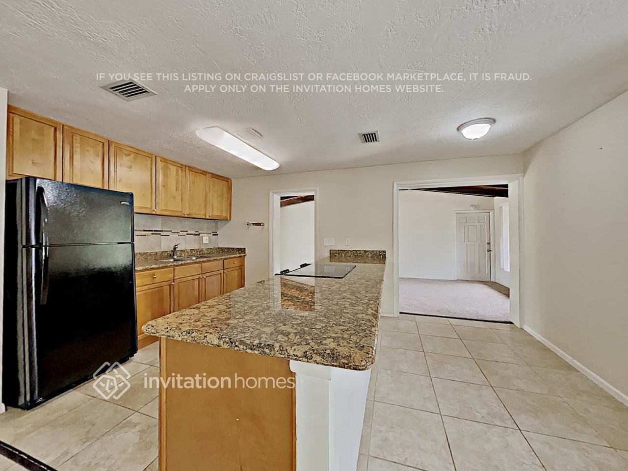 207 Redwood Ave - Photo 7 of 14