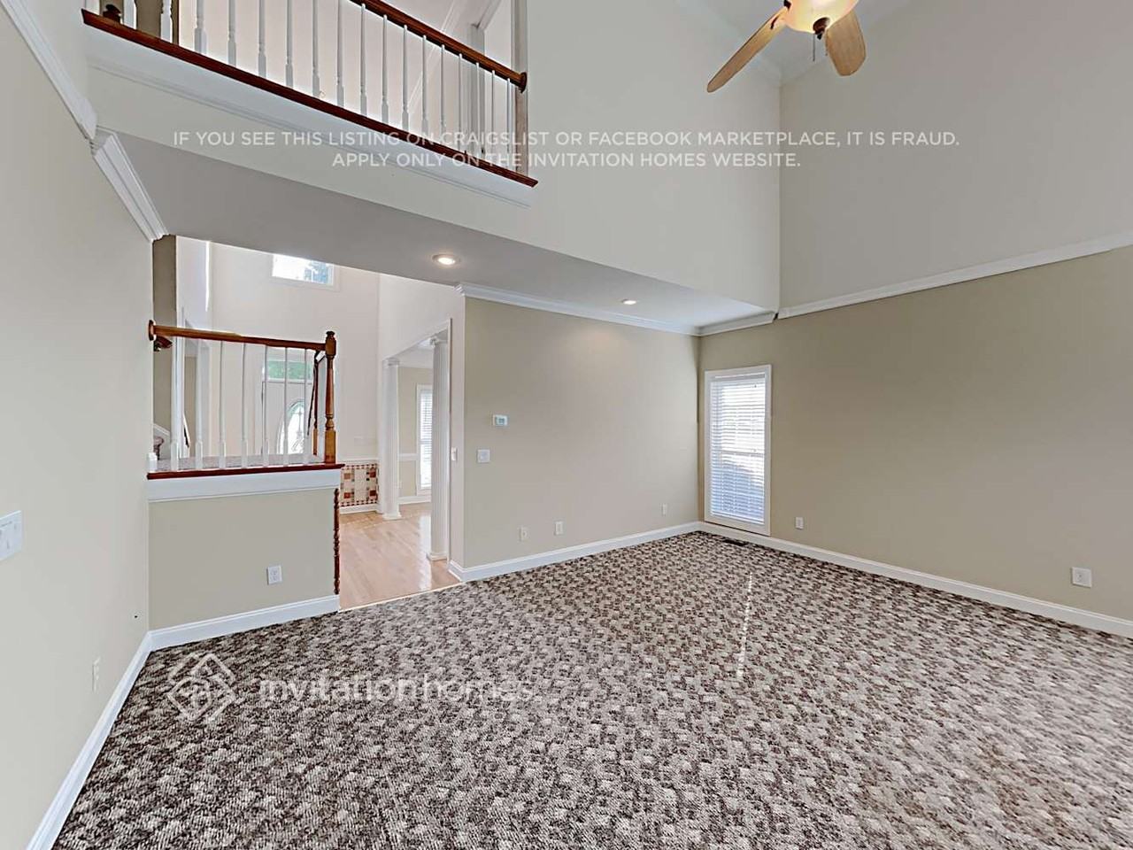 5034 Cramer Woods Dr - Photo 4 of 17
