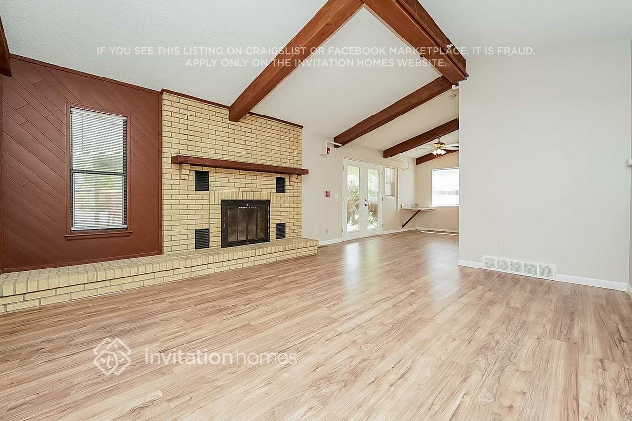 3897 E 133rd Ct - Photo 4 of 16