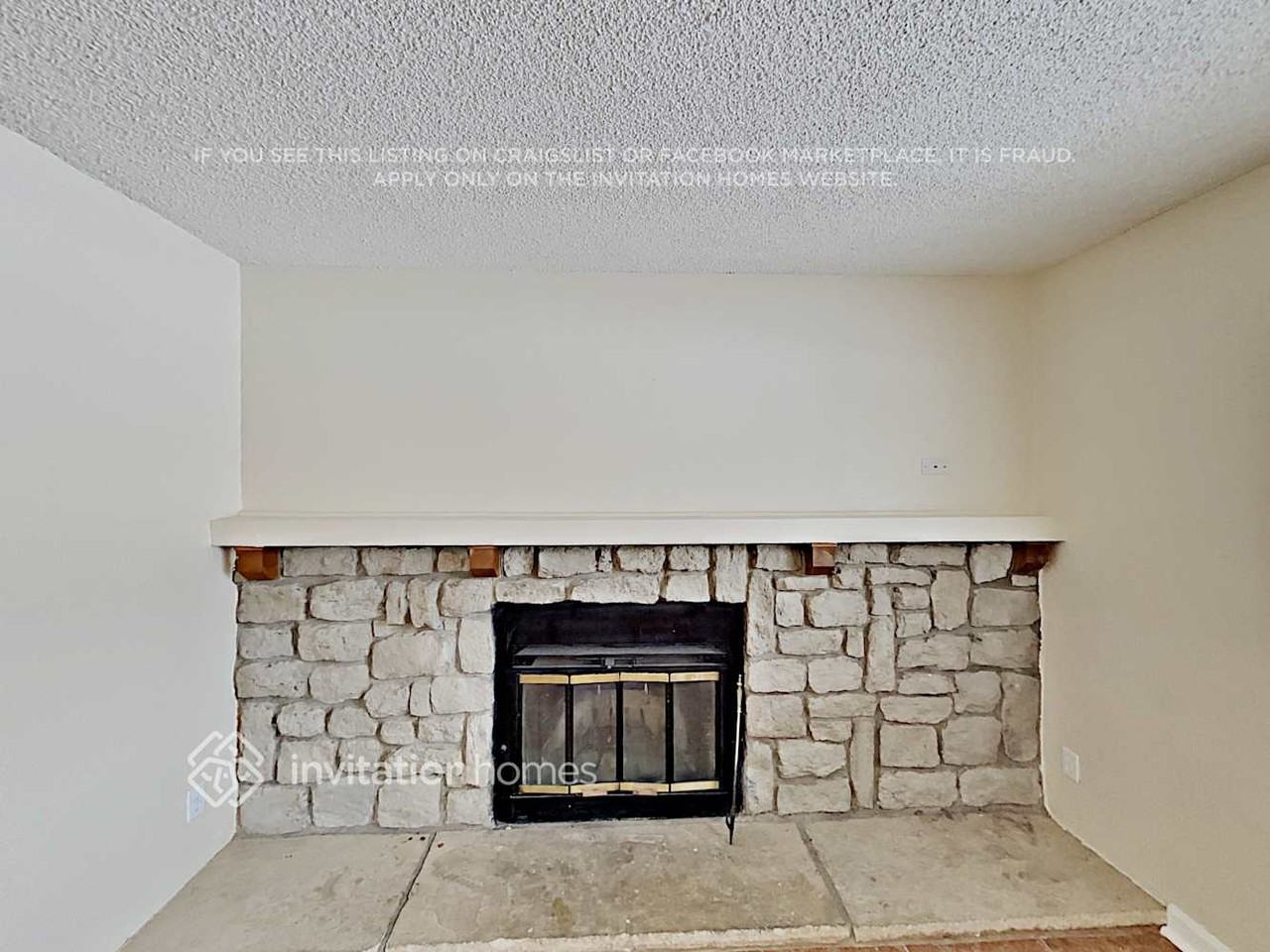 5840 S Perth Pl - Photo 7 of 22