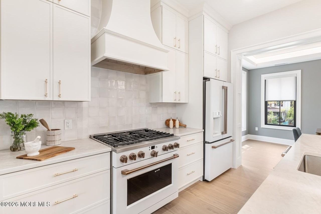2113 River Rd #A - Photo 5 of 36