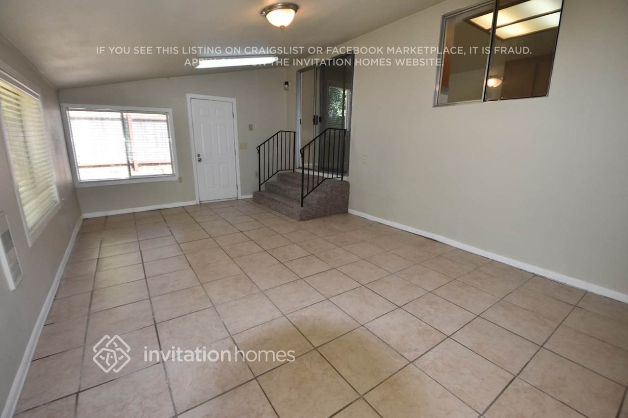 11821 150th Street Ct E - Photo 4 of 20