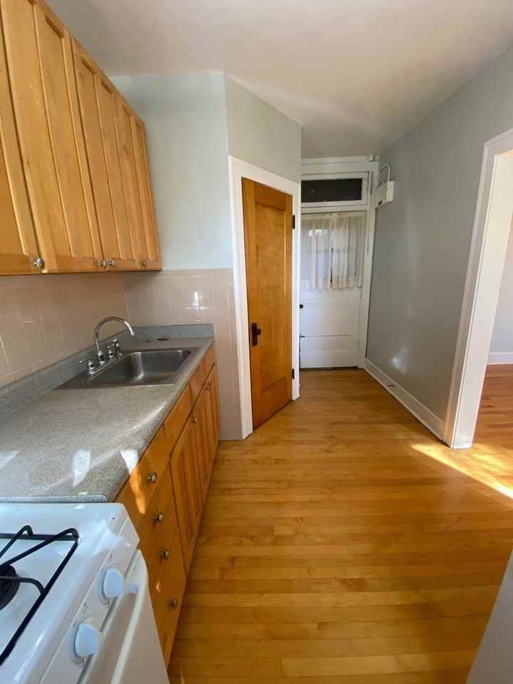 6600 N Bosworth Ave #3S - Photo 6 of 14