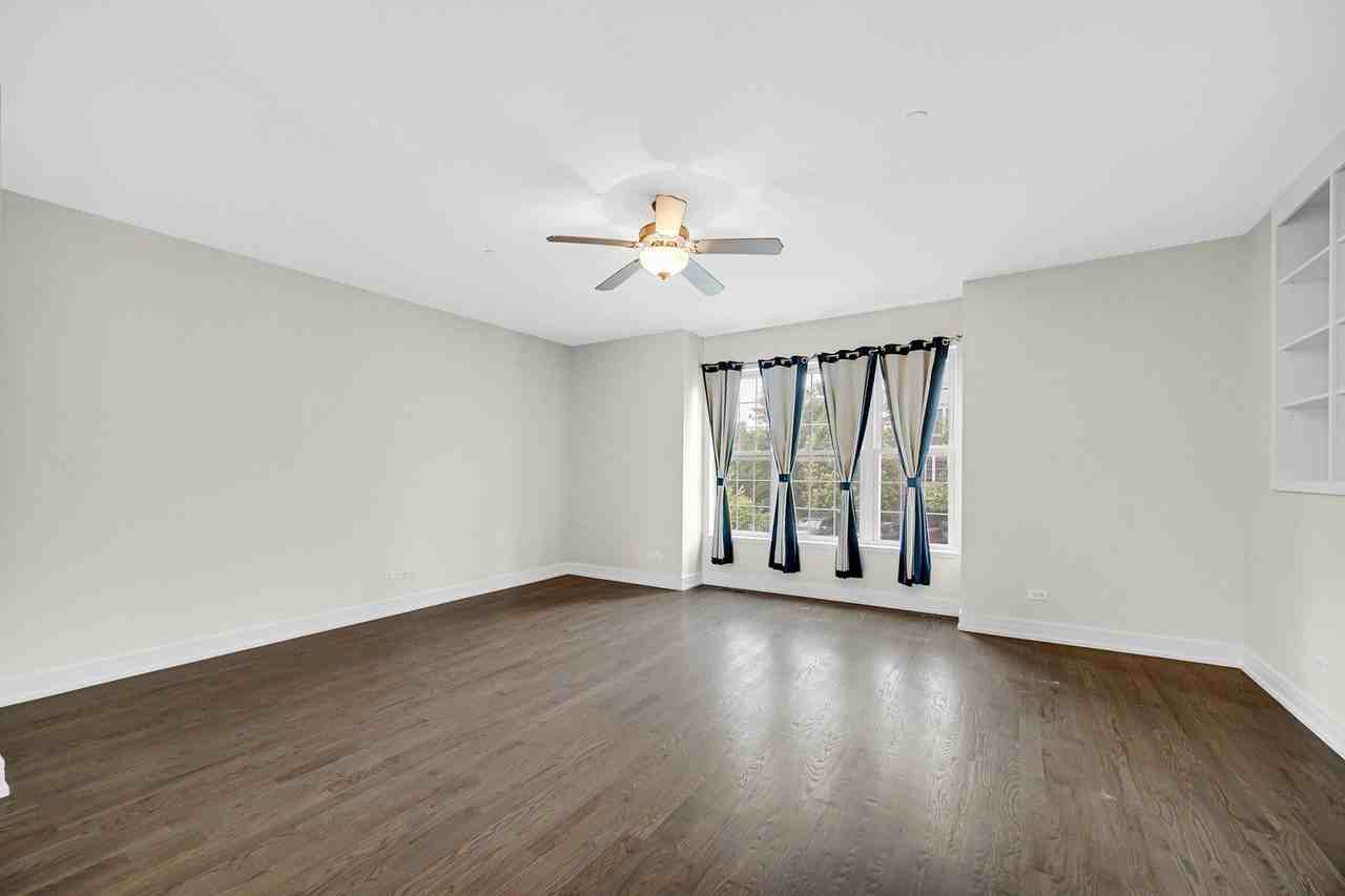 2616 Chelsey St - Photo 6 of 27