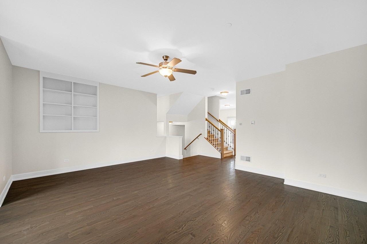 2616 Chelsey St - Photo 7 of 27