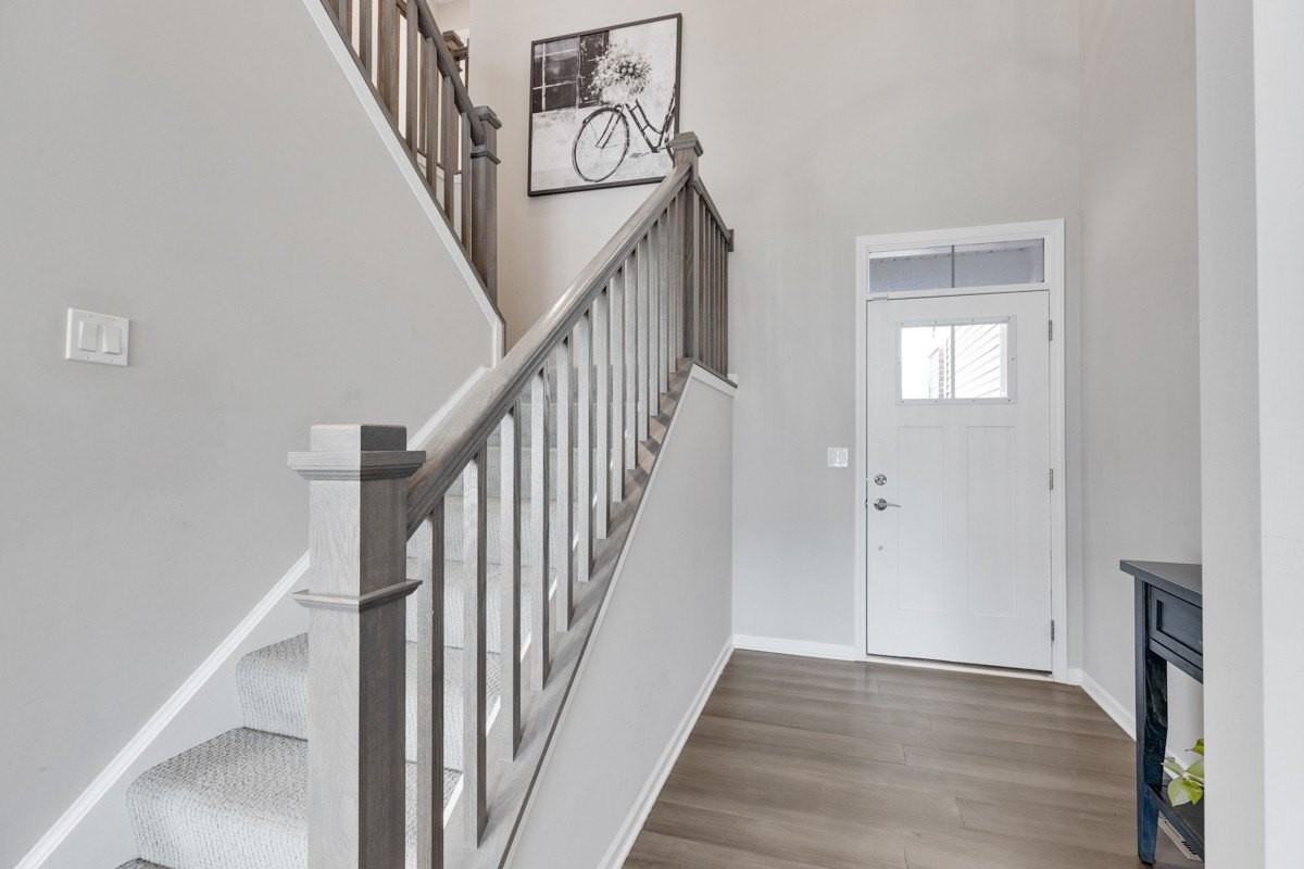 3S514 Barkley Ave - Photo 4 of 29