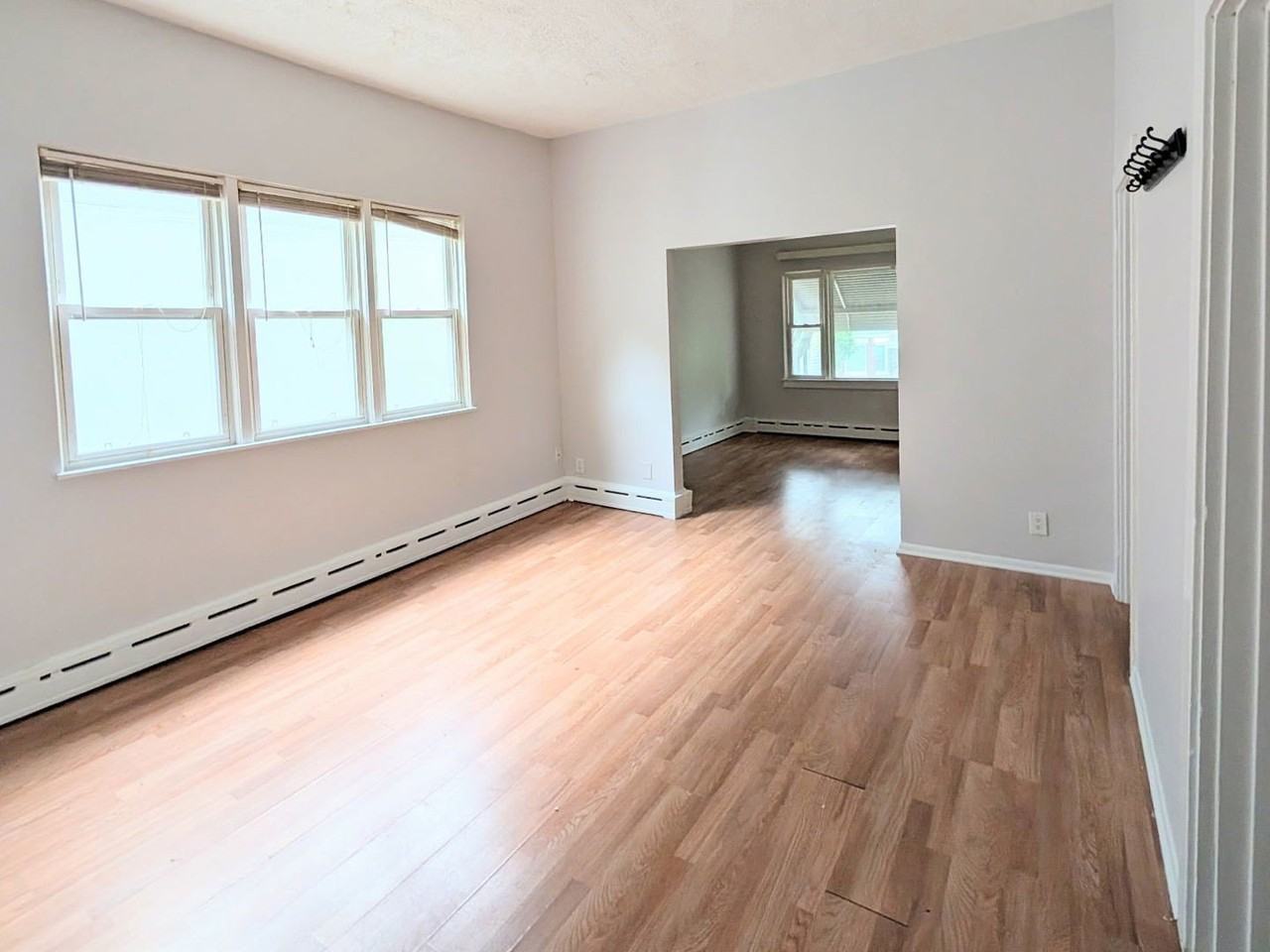 8125 S Escanaba Ave #2 - Photo 2 of 10