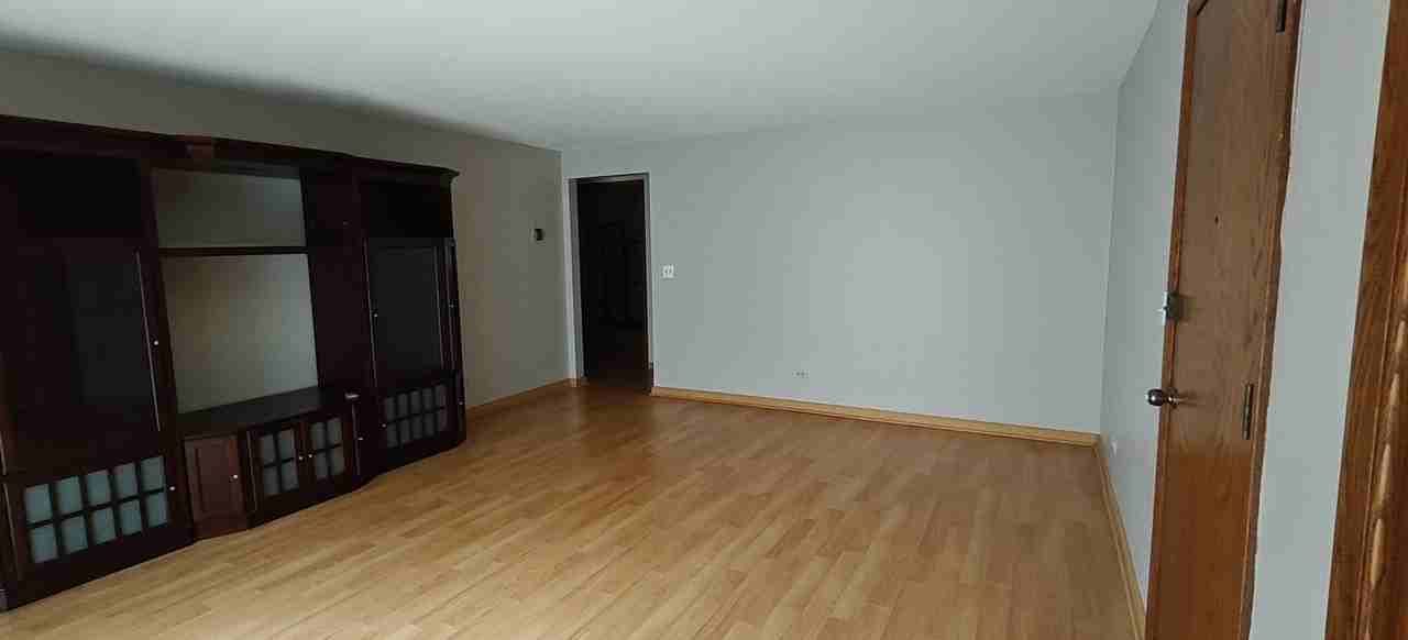 4835 N Central Ave #212 - Photo 3 of 13