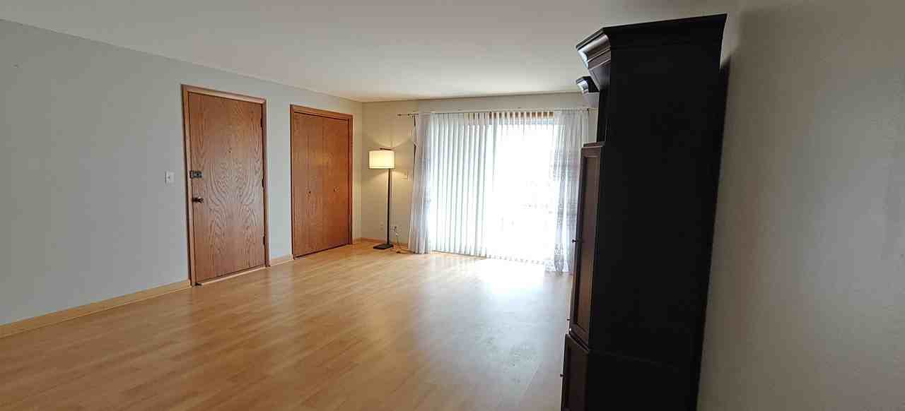 4835 N Central Ave #212 - Photo 4 of 13