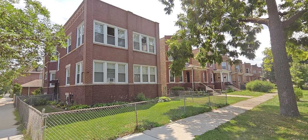 4222 N Laramie Ave #2 - Photo 2 of 19