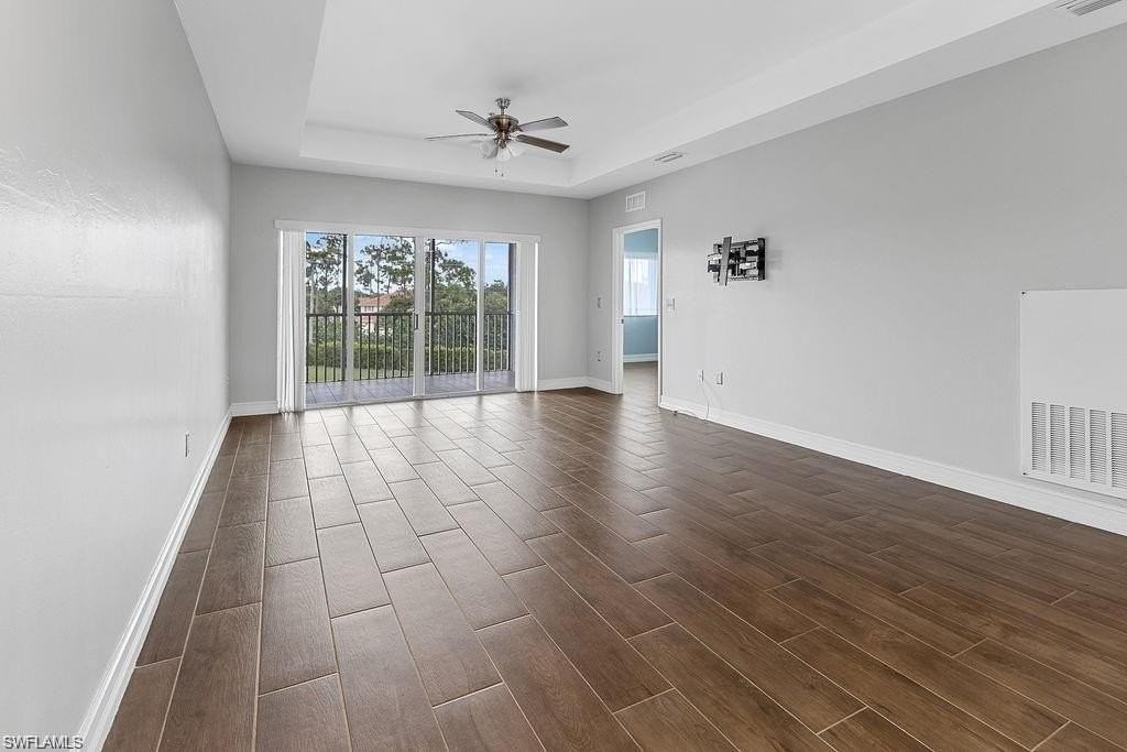 7827 Regal Heron Cir #306 - Photo 4 of 20
