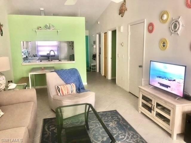 489 Tallwood St #B101
