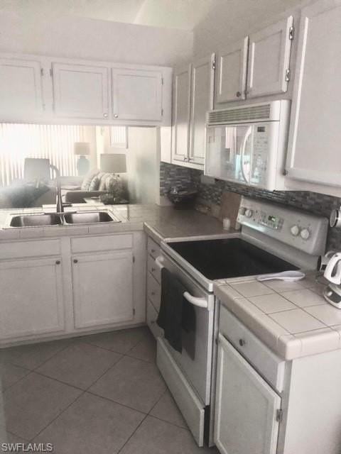 489 Tallwood St #B101 - Photo 6 of 18