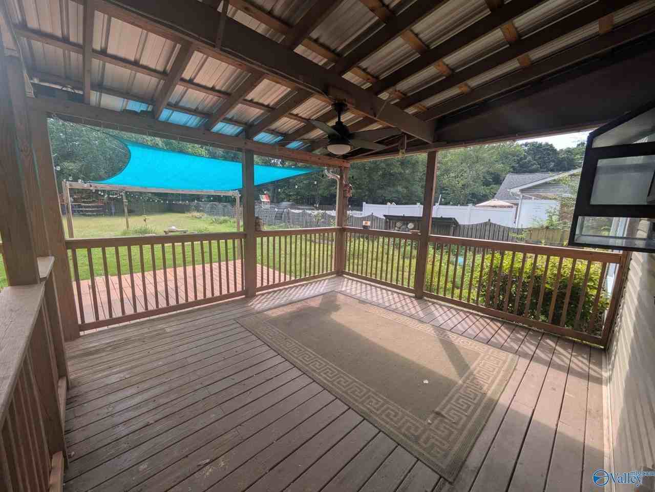 915 Highland Dr - Photo 4 of 36