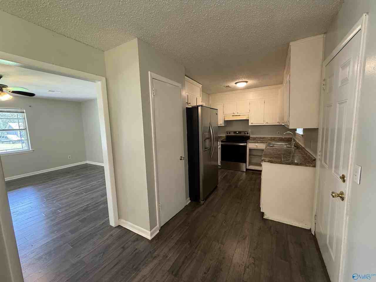 5020 Ortega Cir Nw - Photo 5 of 17