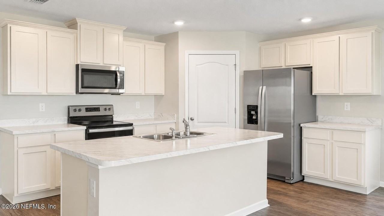 2014 Garrison Way - Photo 4 of 6