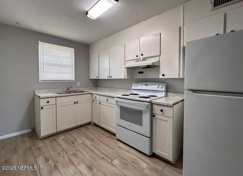 1134 Woodruff Ave #3 - Photo 3 of 7