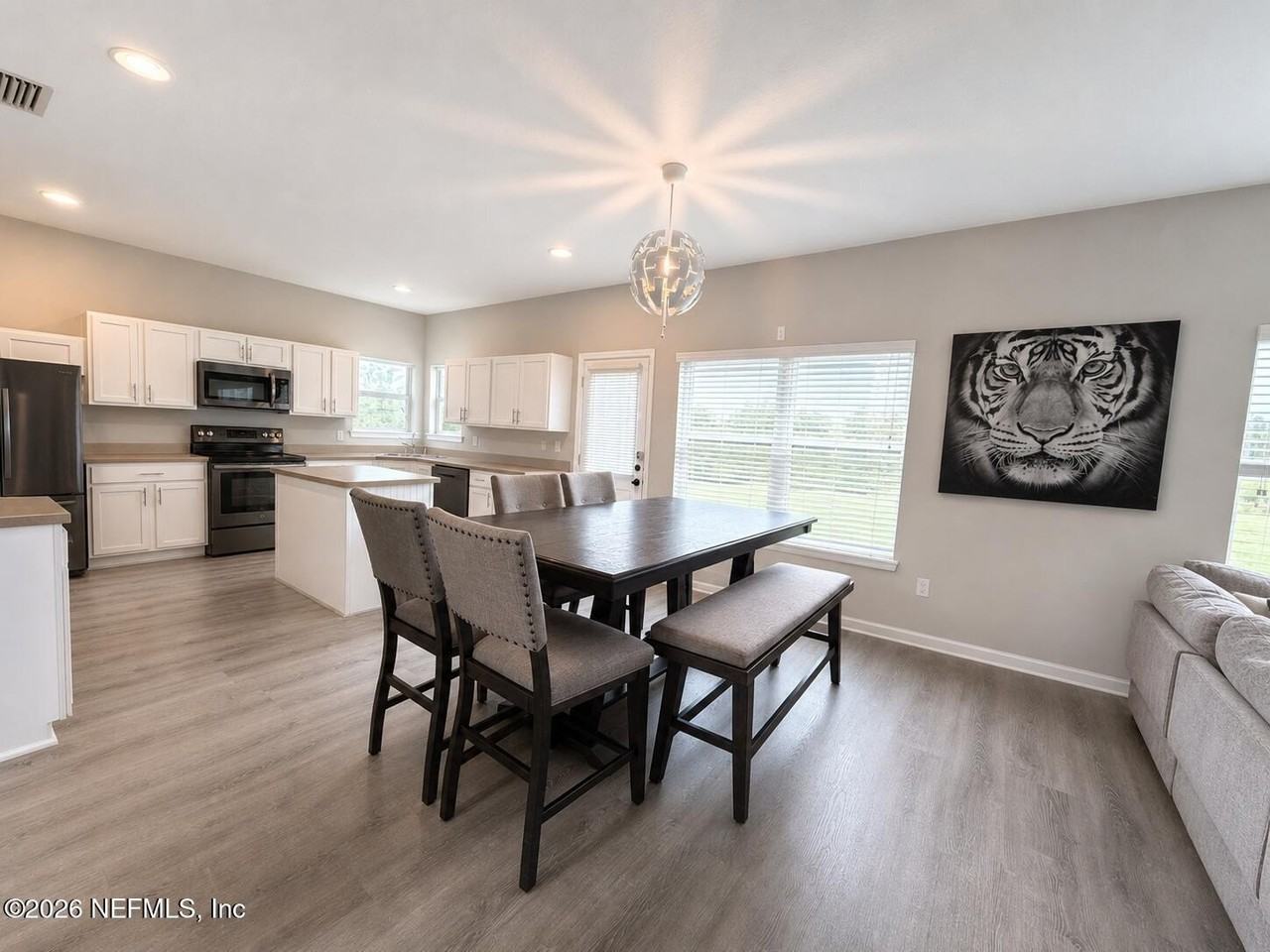 647 Sunny Stroll Dr - Photo 7 of 15
