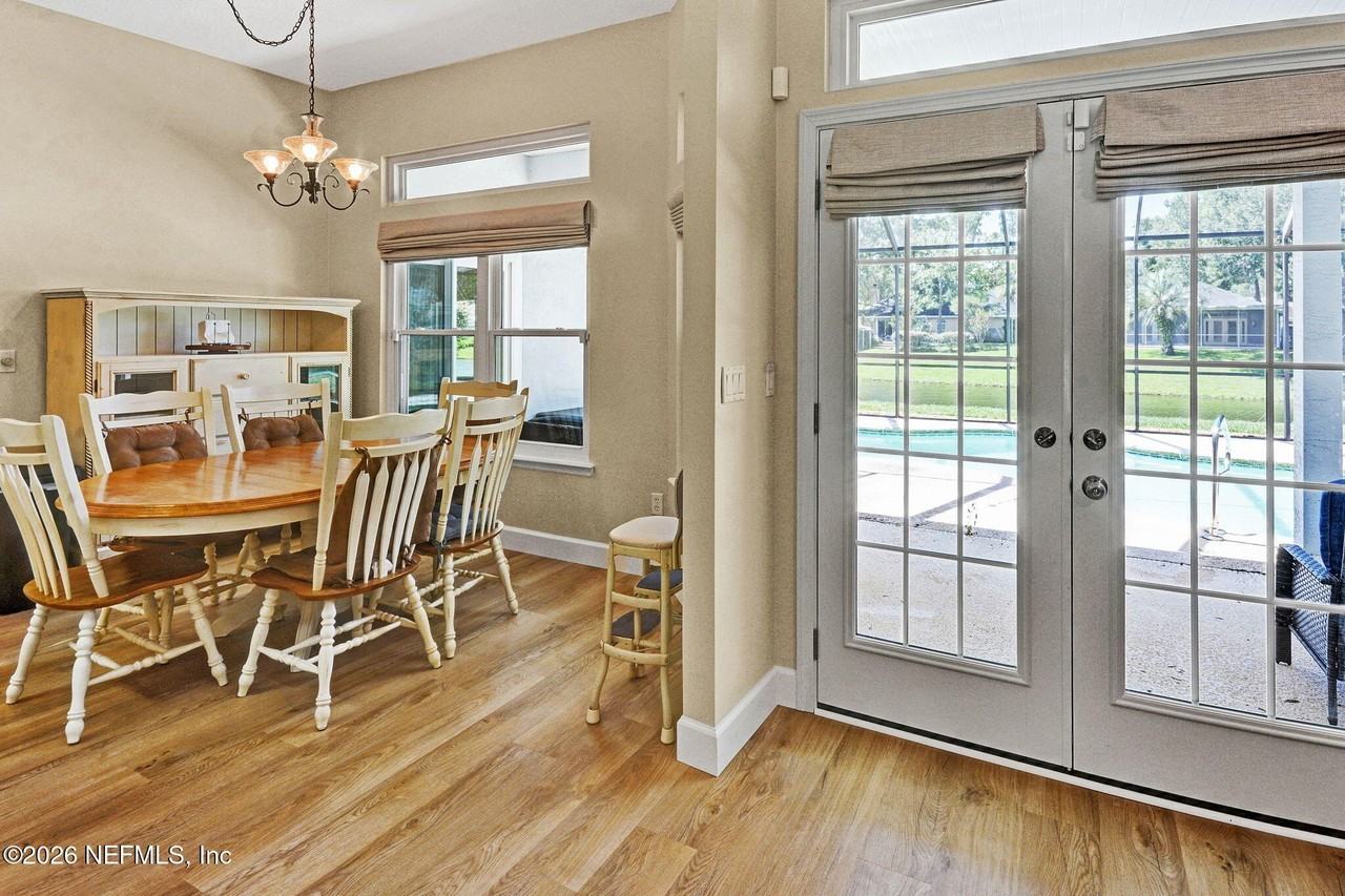 952 Blackberry Ln - Photo 3 of 29