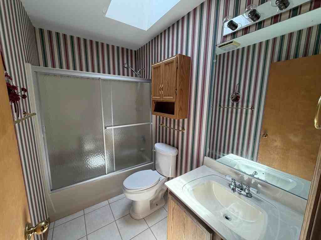 86 Fielding Pl - Photo 5 of 16