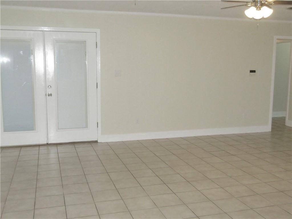 1120 Rue Verand - Photo 5 of 22