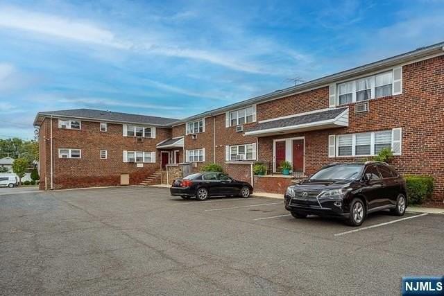 50 Saint Joseph Blvd #1 - Photo 3 of 13
