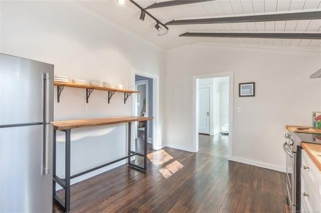 700 N Mckinley Ave - Photo 5 of 46