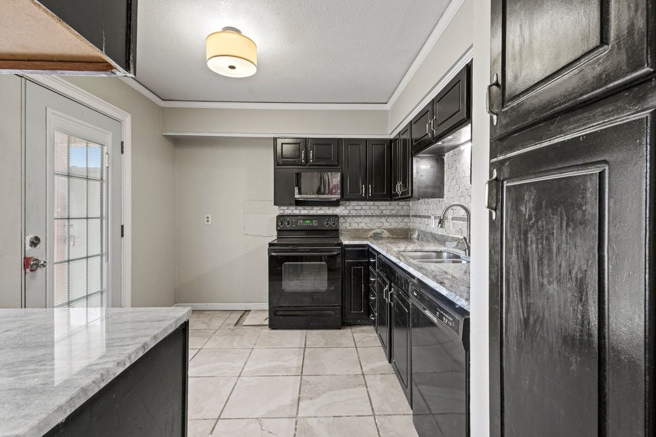 5634 Boca Raton Blvd #209 - Photo 2 of 24
