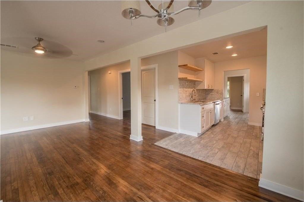 3553 Mission St - Photo 5 of 18
