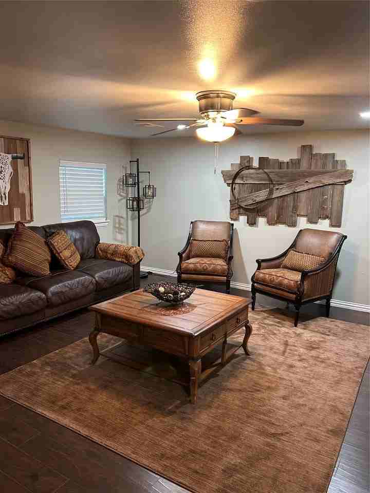 506 N Charles St - Photo 2 of 15