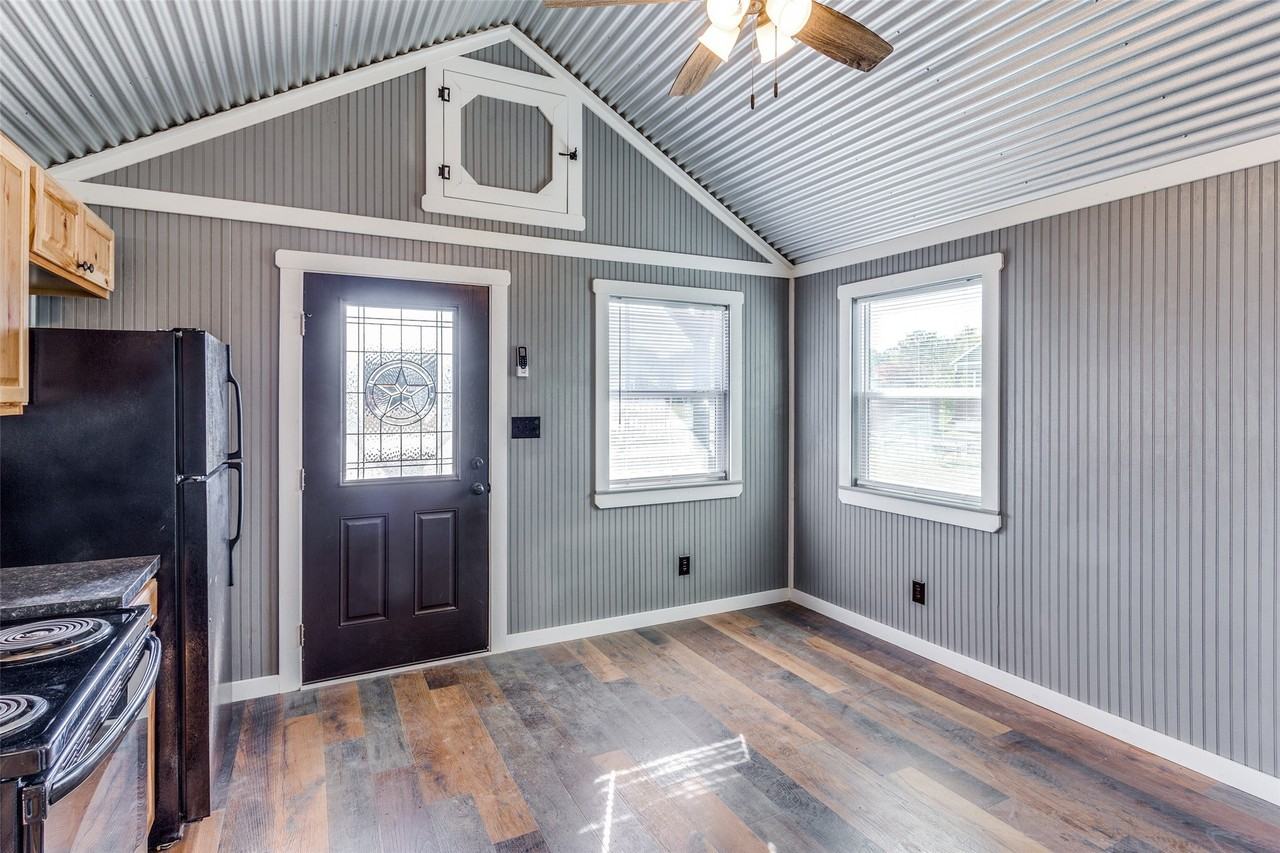 5001 Knob Hill Rd #D2D5 - Photo 7 of 16