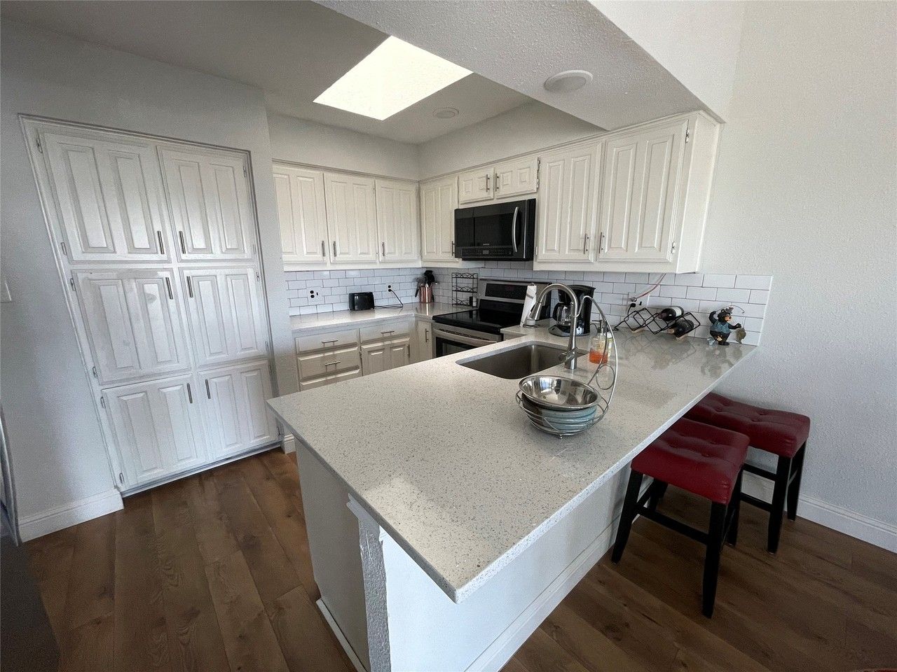 3805 Mediterranean St - Photo 6 of 20
