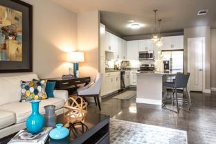 908 N Bishop Ave #2-103 - Photo 1 of 1
