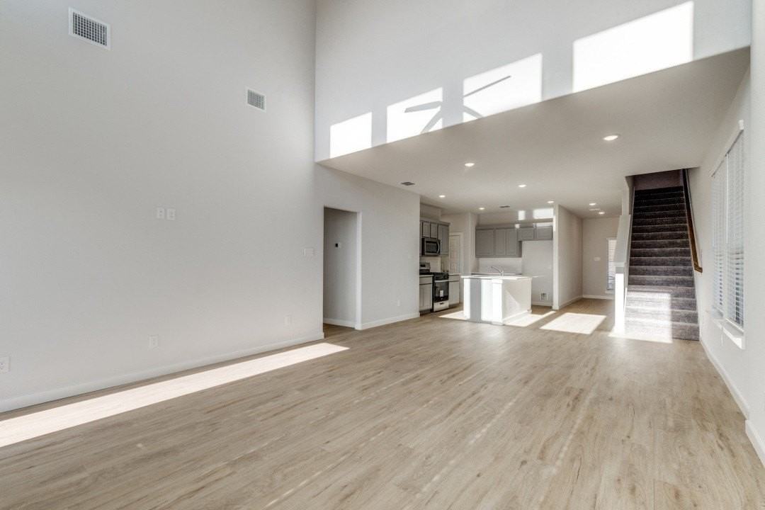 107 Huckleberry Rd - Photo 5 of 30