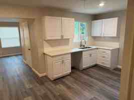 featured image of 925 Bluewood Dr