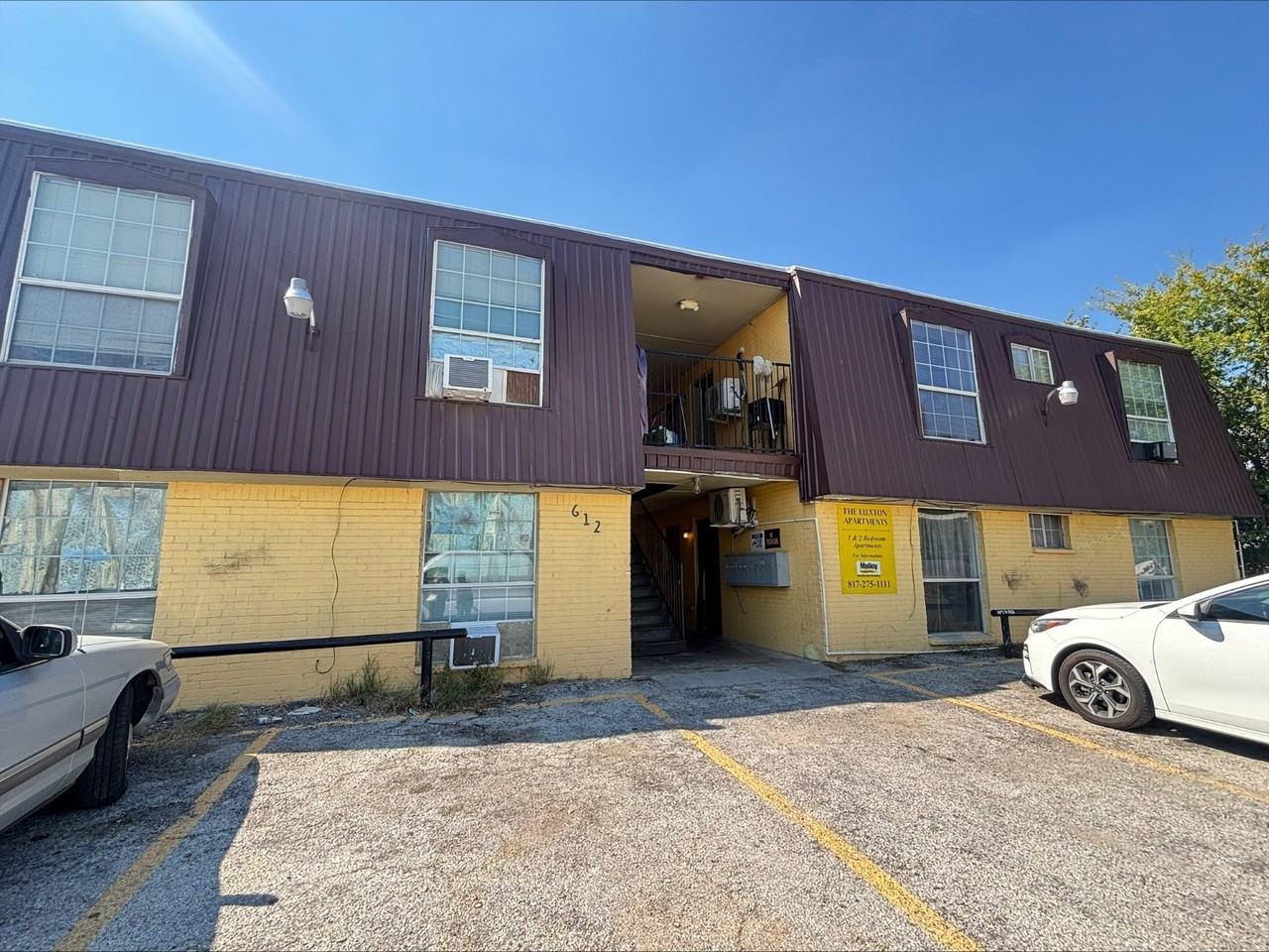 612 Luxton St #202