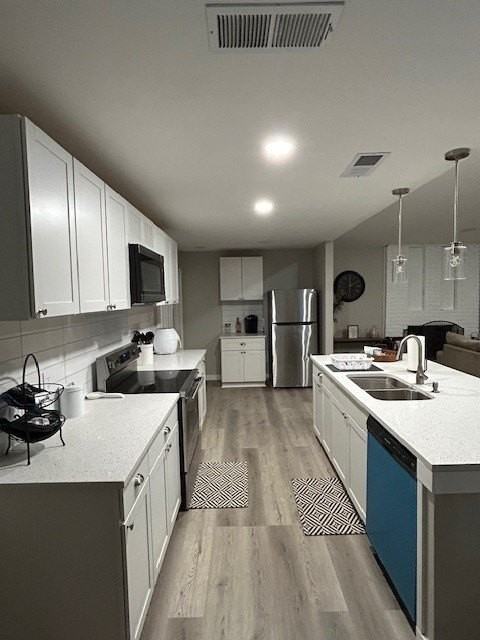 625 W Pentagon Pkwy - Photo 2 of 15