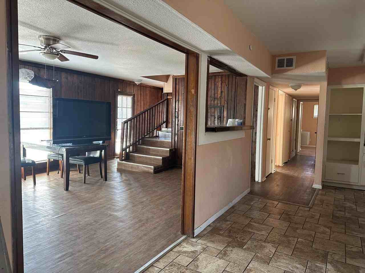 1905 Hard Rock Rd - Photo 3 of 24