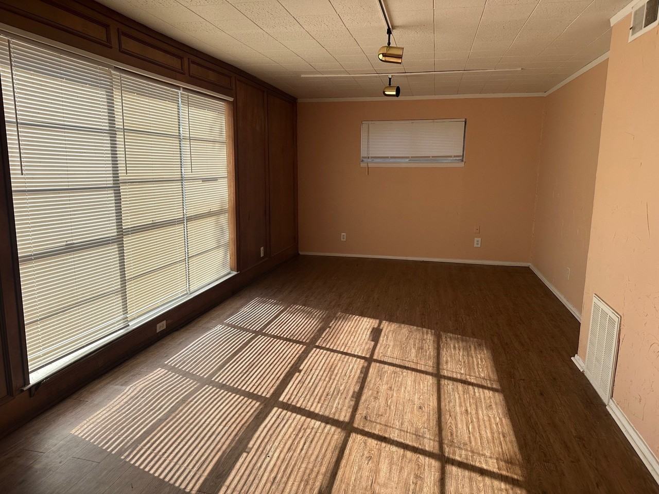 1905 Hard Rock Rd - Photo 6 of 24