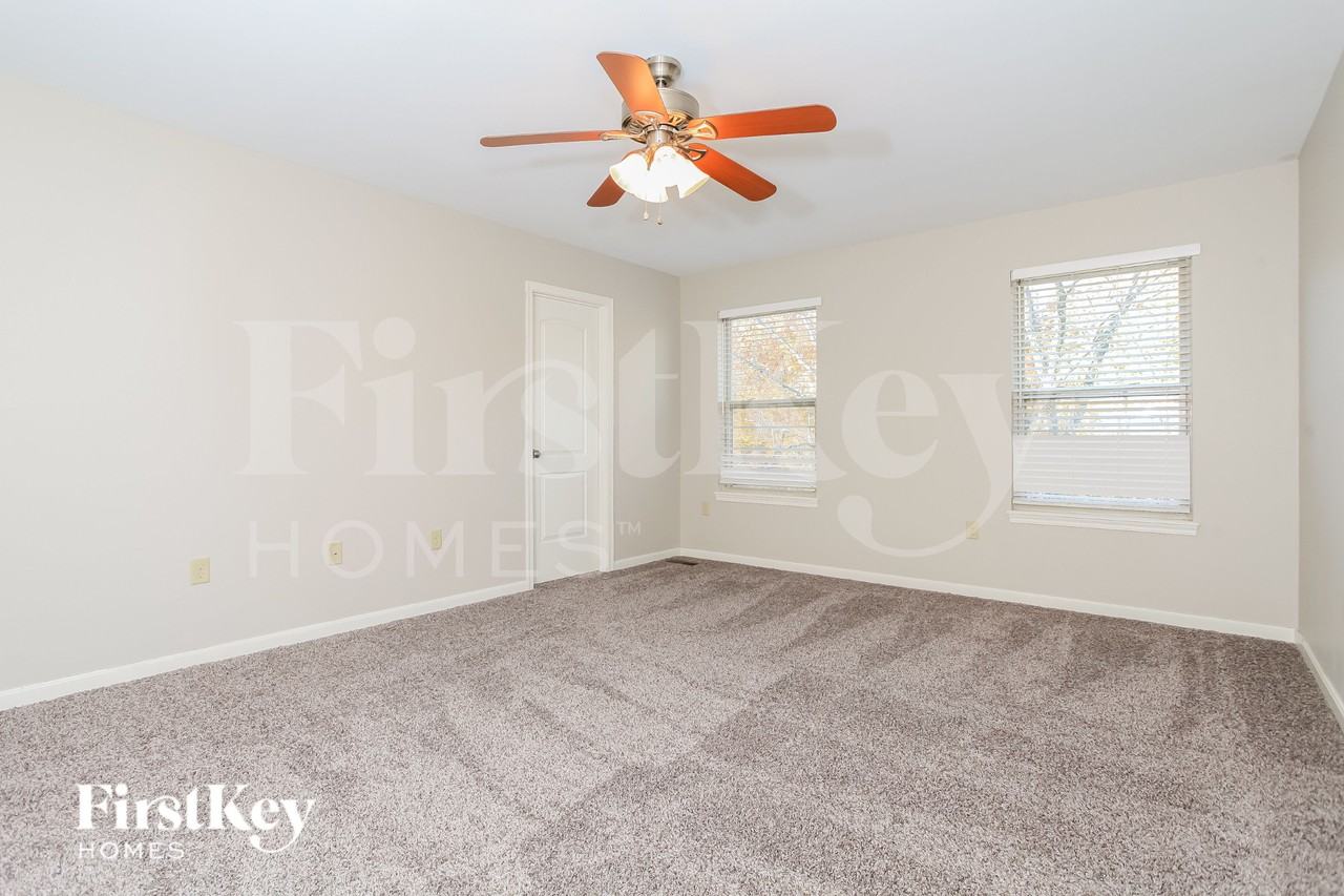 2724 Parkerridge Dr - Photo 7 of 15