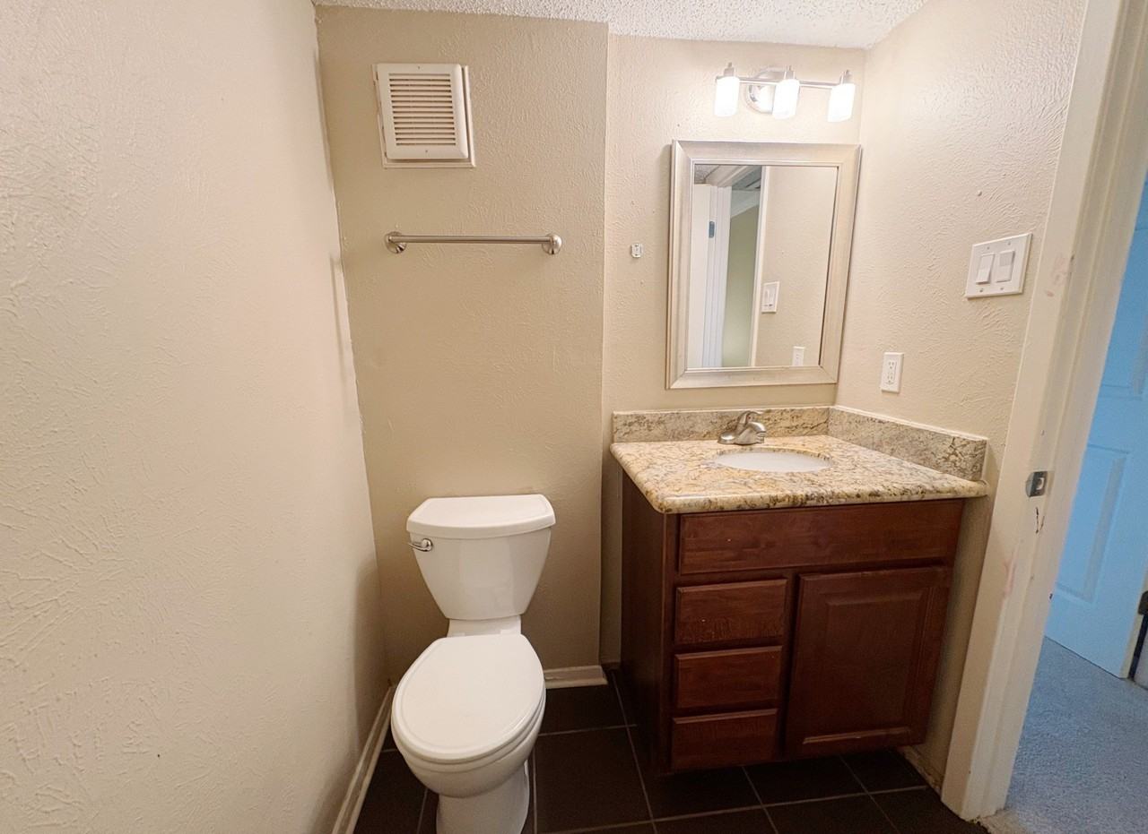 919 S Weatherred Dr #135 - Photo 3 of 10