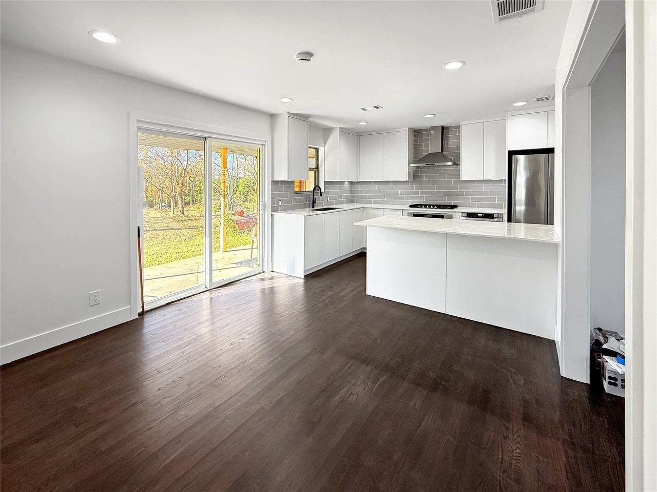 425 Cheshier Rd - Photo 6 of 15