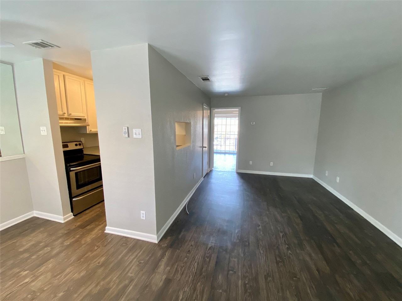 4502 Gaston Ave #322 - Photo 6 of 17