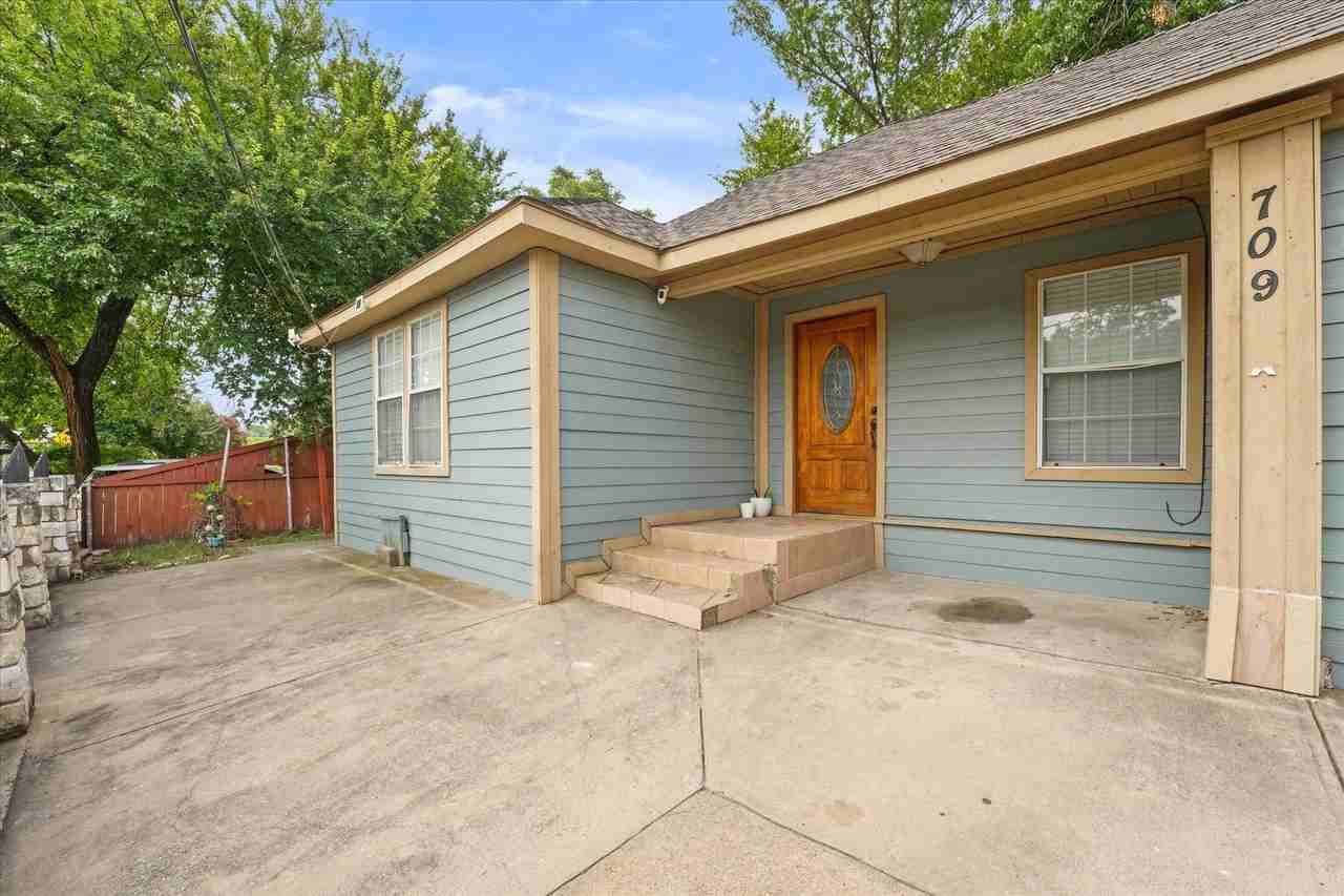 709 S Munger Blvd - Photo 2 of 25
