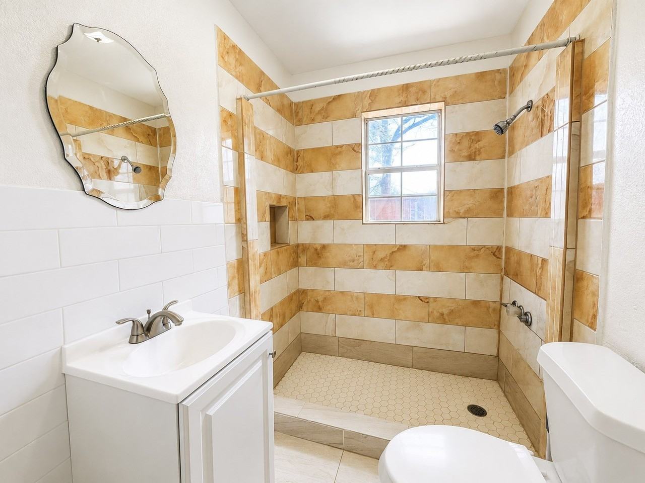 709 S Munger Blvd - Photo 5 of 25