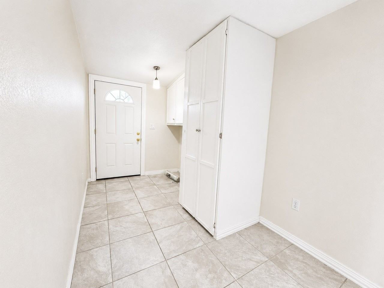 709 S Munger Blvd - Photo 7 of 25
