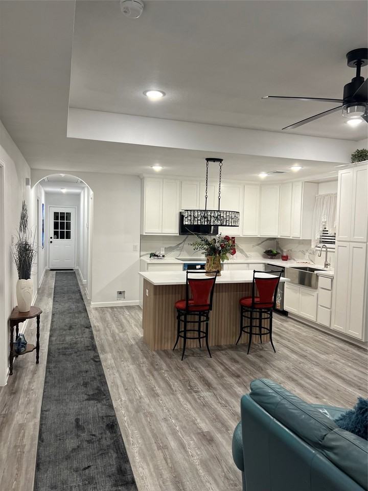 1202 Morrell Ave - Photo 6 of 23