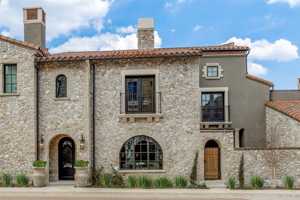 featured image of 74 Cortes Dr