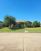2513 Barksdale Dr - Photo 1 of 1